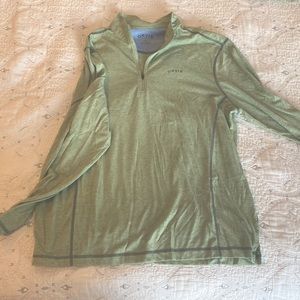Orvis Men’s light green 1/4 zip pullover lightweight